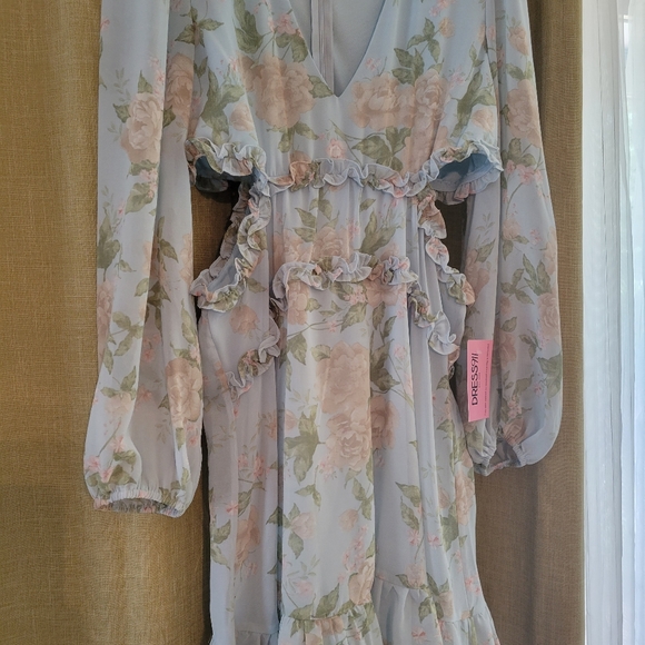 Dream date dress in blue - Picture 8 of 8